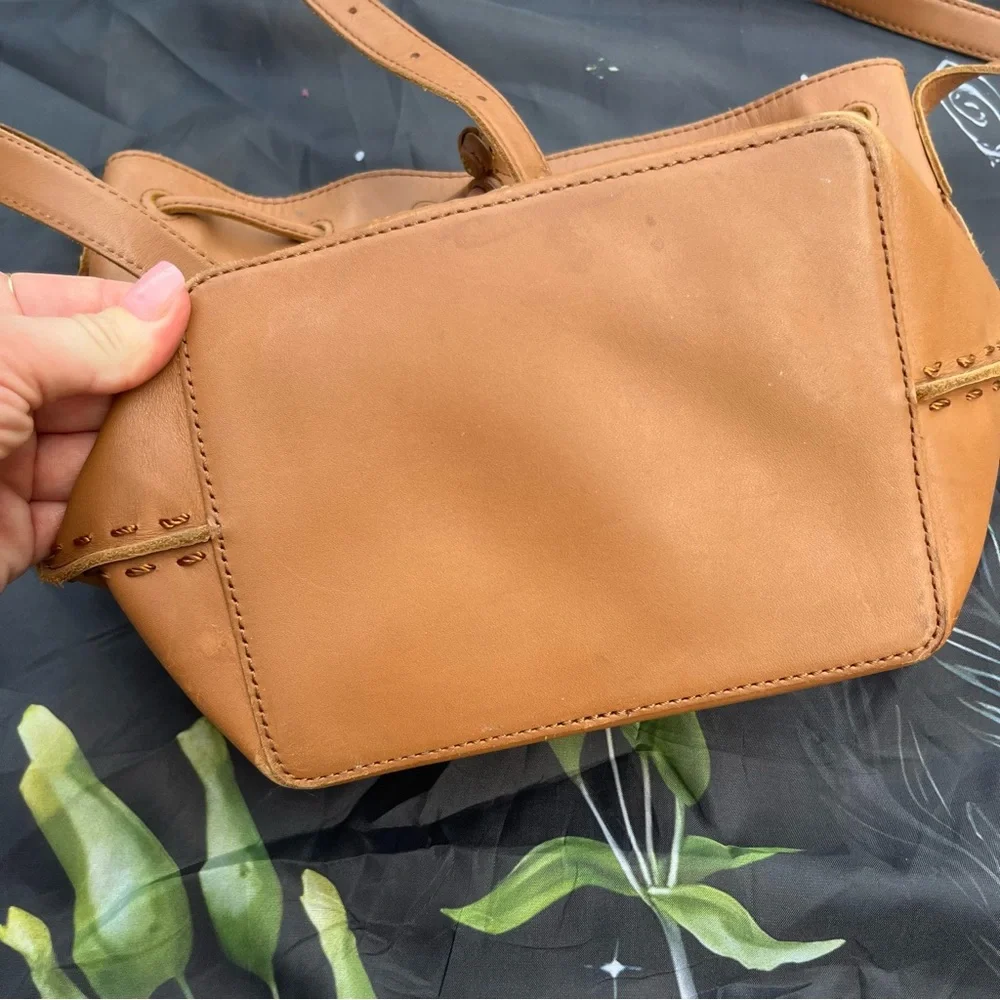 The Sak MSRP $159 Ivy Crochet Leather Bucket Bag in Tobacco Vachetta Purse